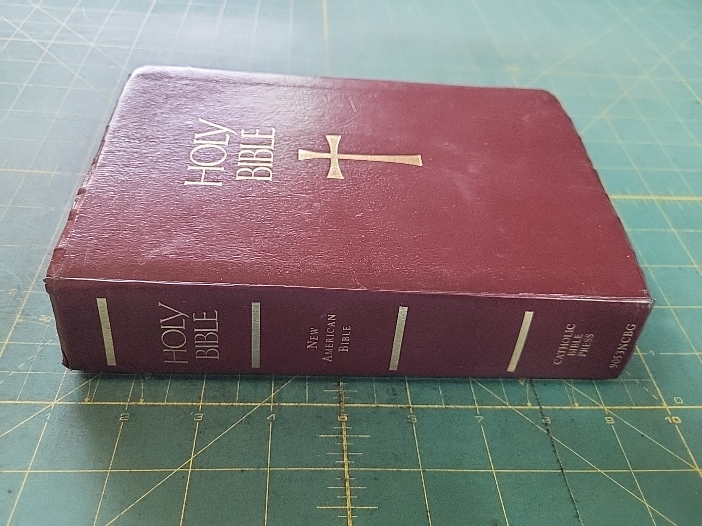 Catholic First Communion Holy Bible – 9053NCBG – Catholic Bible Press -SEE PHOT