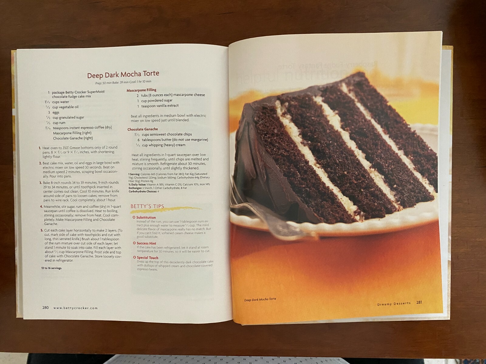 Betty Crocker Annual Recipes — 2005 Cookbook — 240+ RECIPES / 297 PAGES