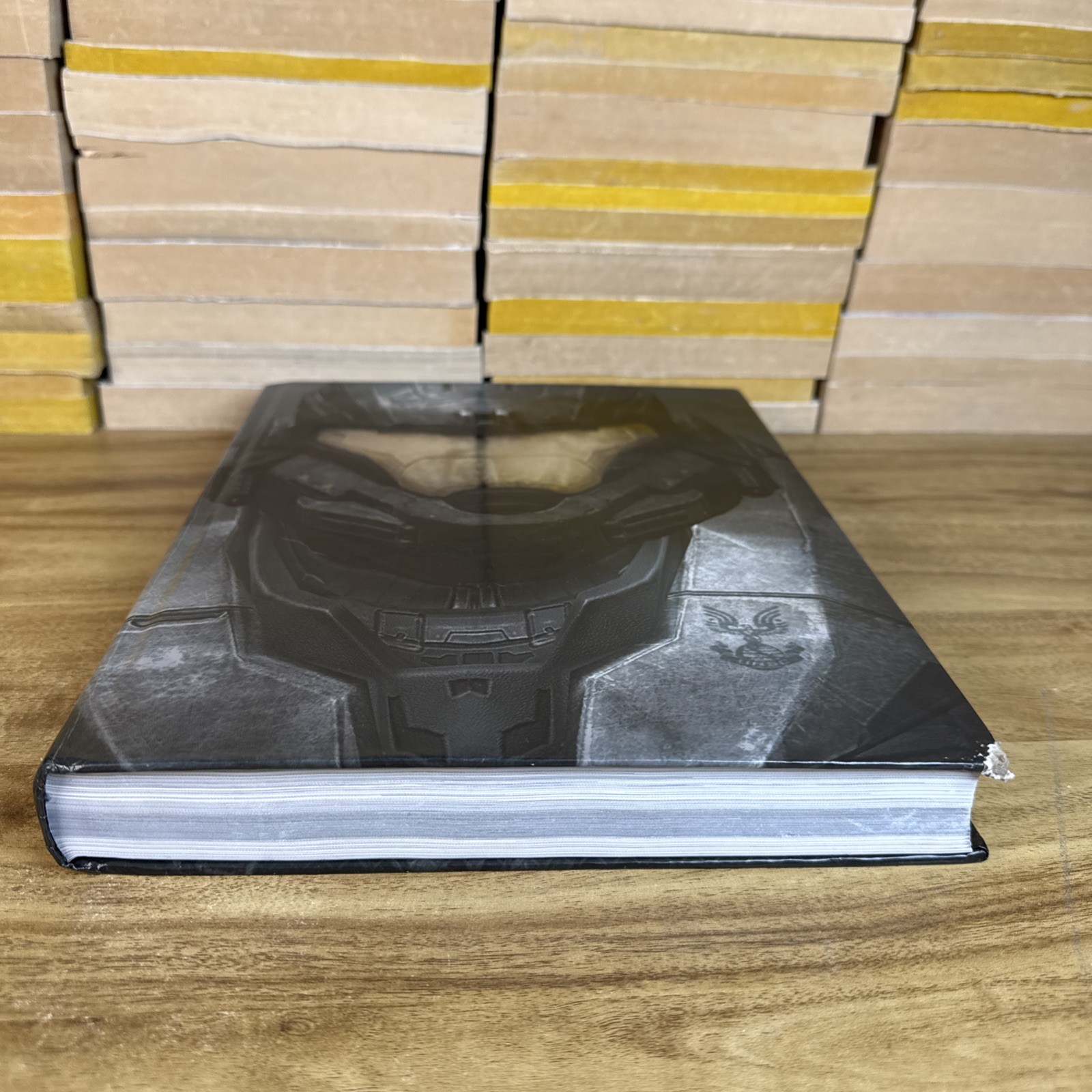 Halo Reach Legendary Edition Guide Hardcover w DJ Doug Walsh 2010 BradyGames
