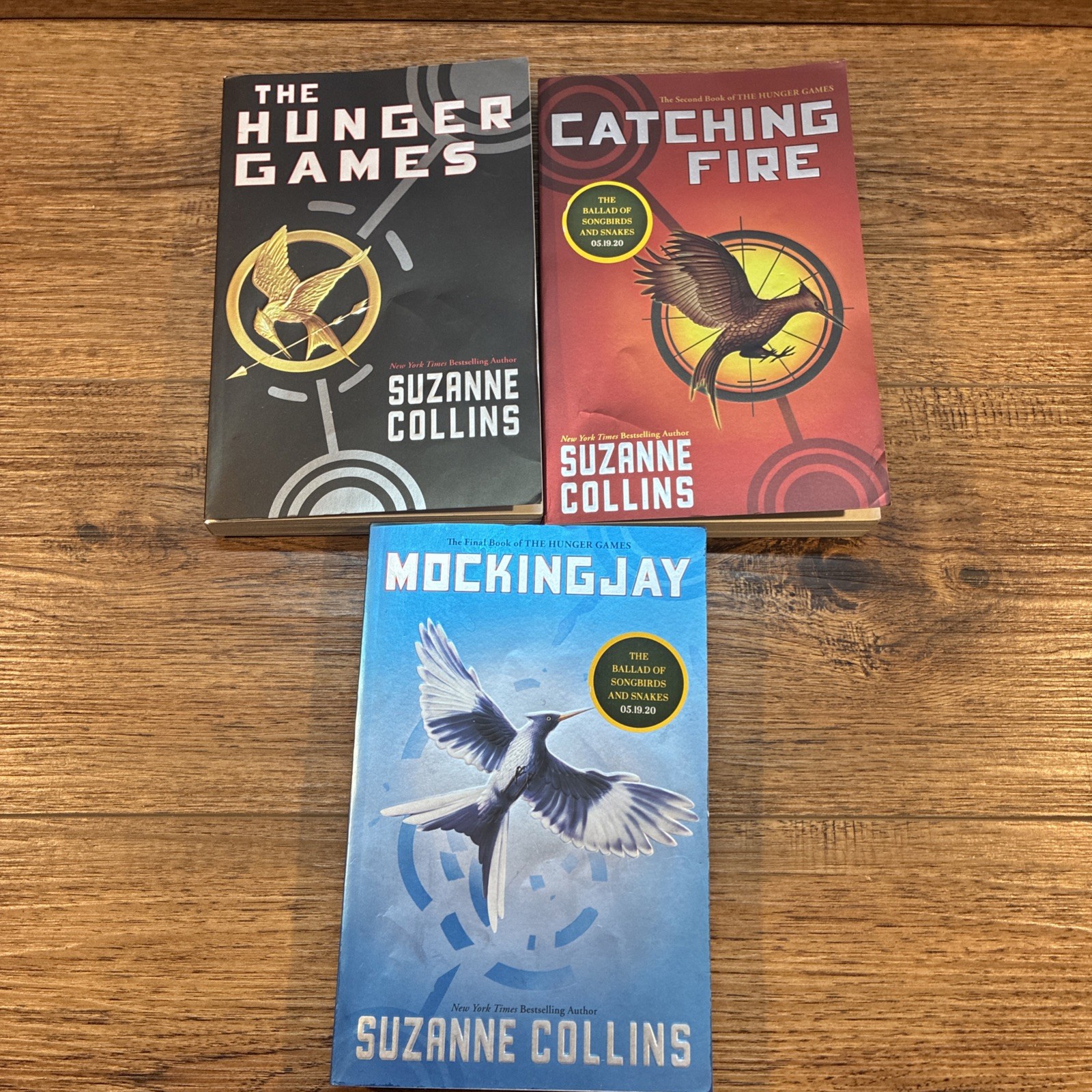 The Hunger Games Trilogy: The Hunger Games / Catching Fire / Mockingjay, Collins