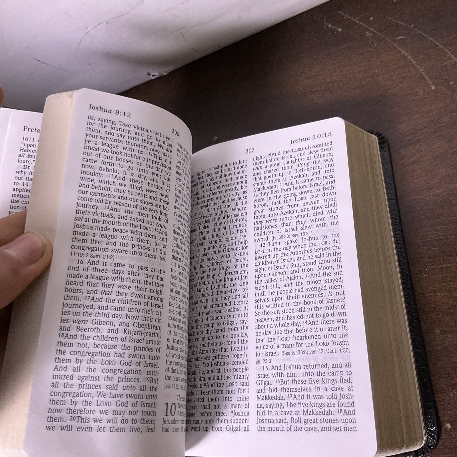 Holy Bible KJV Reference Edition Hendrickson Bibles
