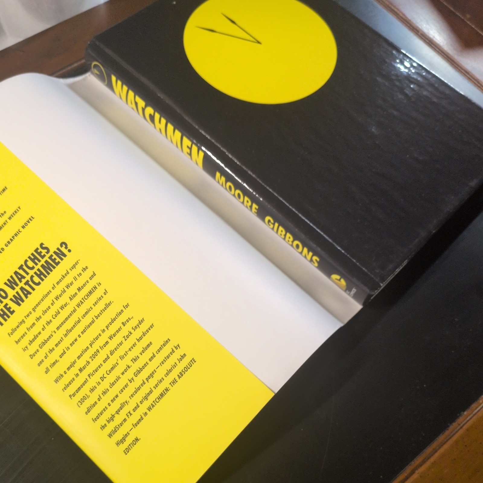 Hardcover Book DC Comics Watchman By Alan Moore Dave Gibbons