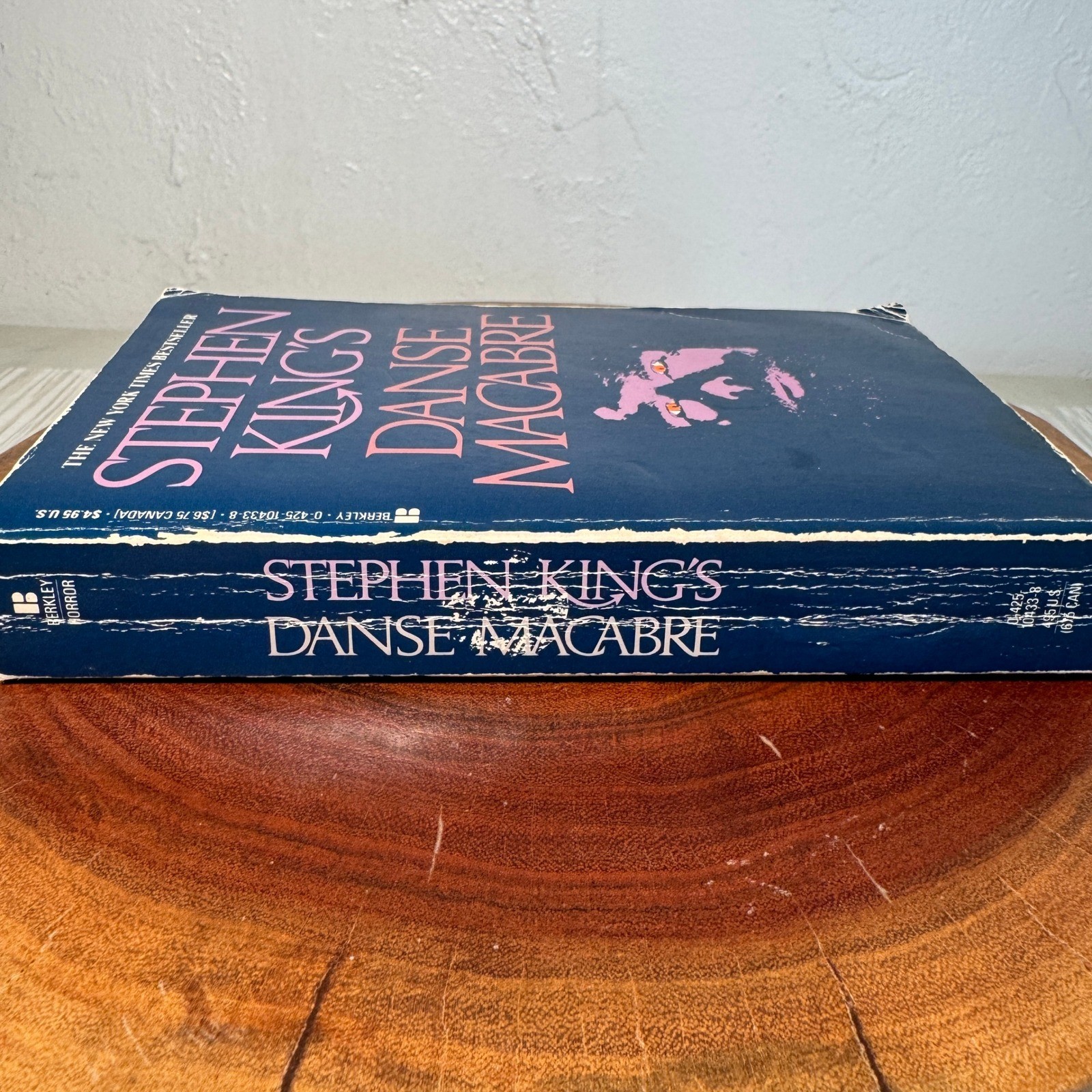 Stephen King Book Lot Everythings Eventual 1408 and Danse Macabre Paperbacks