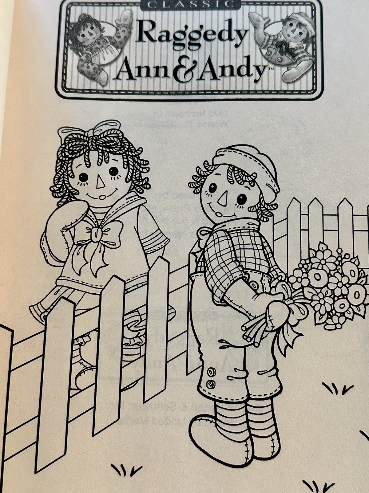 Vintage Simon & Schuster Raggedy Ann & Andy Coloring & Activity Book 136 Pages