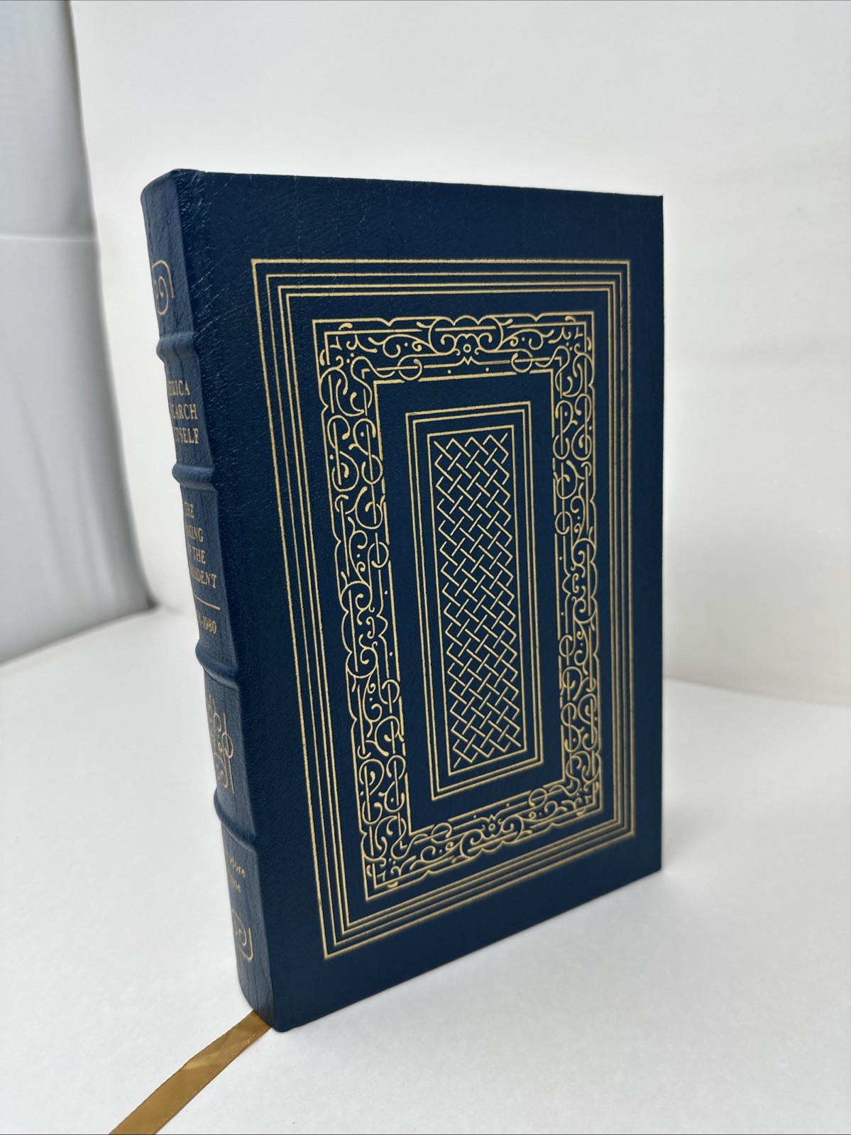 America In Search of Itself : The Making of The President The Easton Press 1986