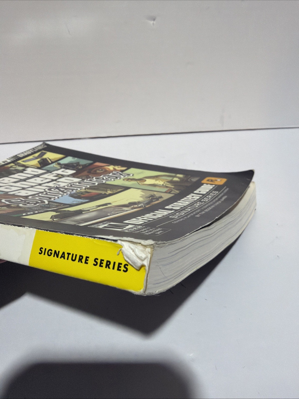 Grand Theft Auto San Andreas Official Strategy Guide BradyGames 2004 PS2
