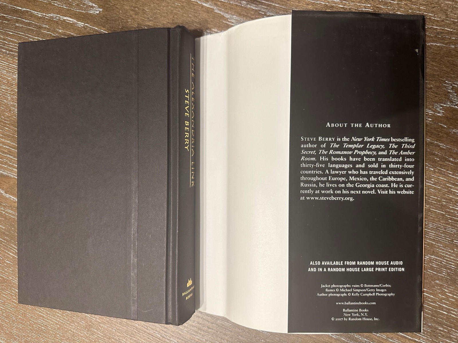 The Alexandria Link – Steve Berry – 1st Printing – HCDJ – 2007