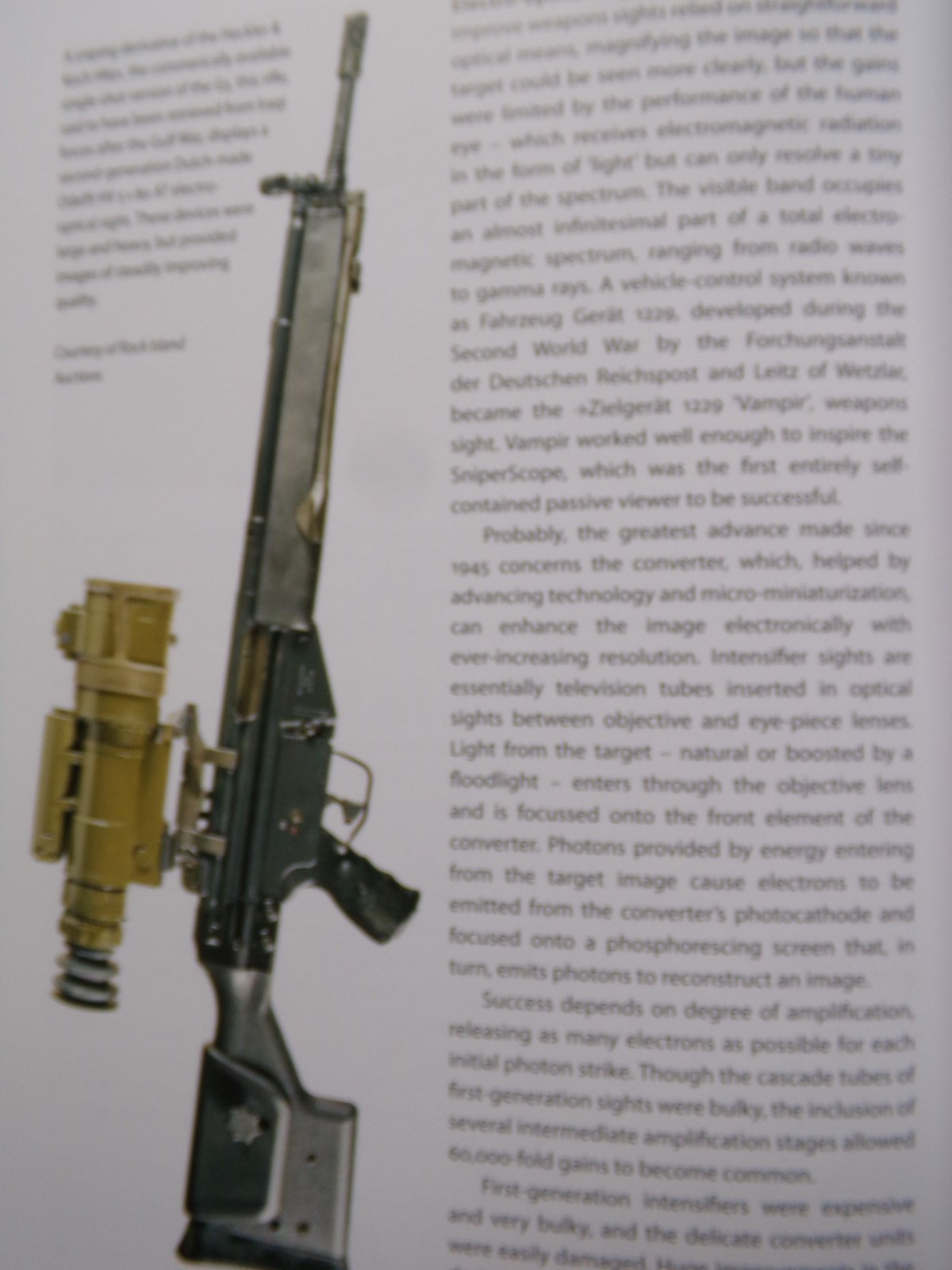 THE SNIPER ENCYCLOPAEDIA, An A–Z Guide to World Sniping, John Walter,