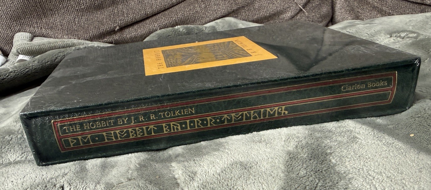THE HOBBIT Deluxe Collector’s Edition J. R. R. Tolkien Slipcase Box Set SEALED