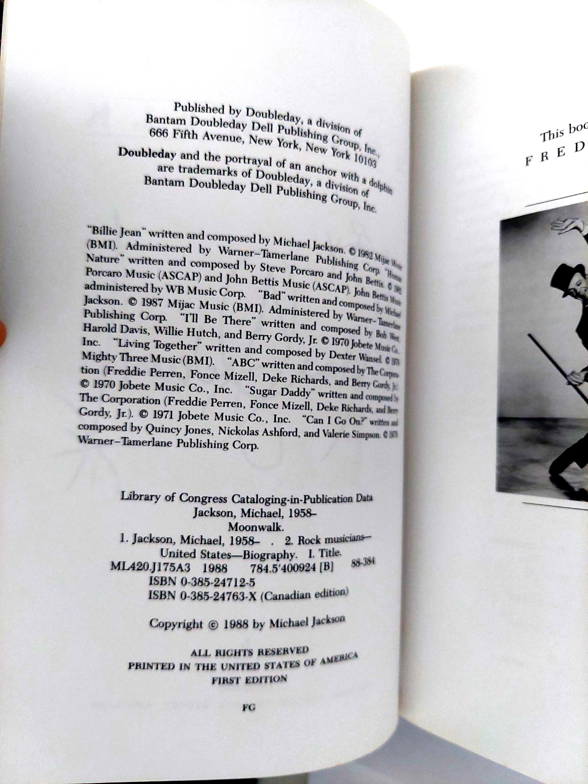 Moonwalk by Michael Jackson 1988 Hardcover NO Dust Jacket 1st Edition