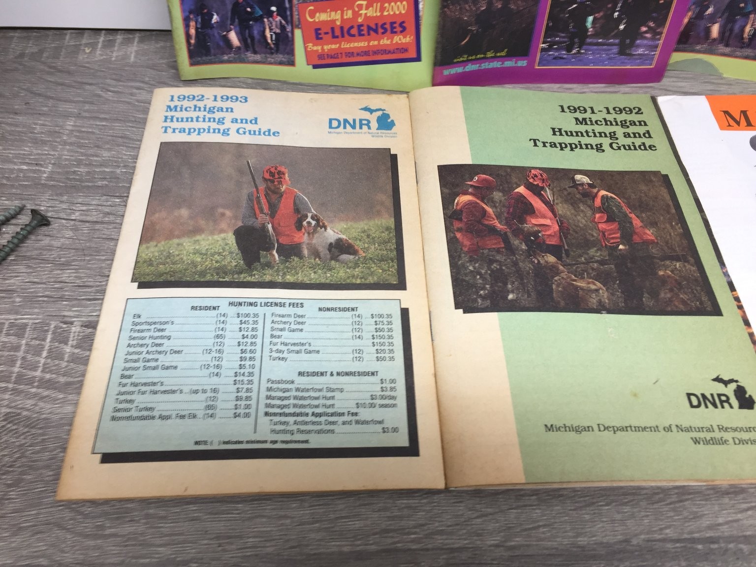 Michigan Hunting and Trapping Guide 1990’s 2000’s Michigan DNR Outdoors Wildlife