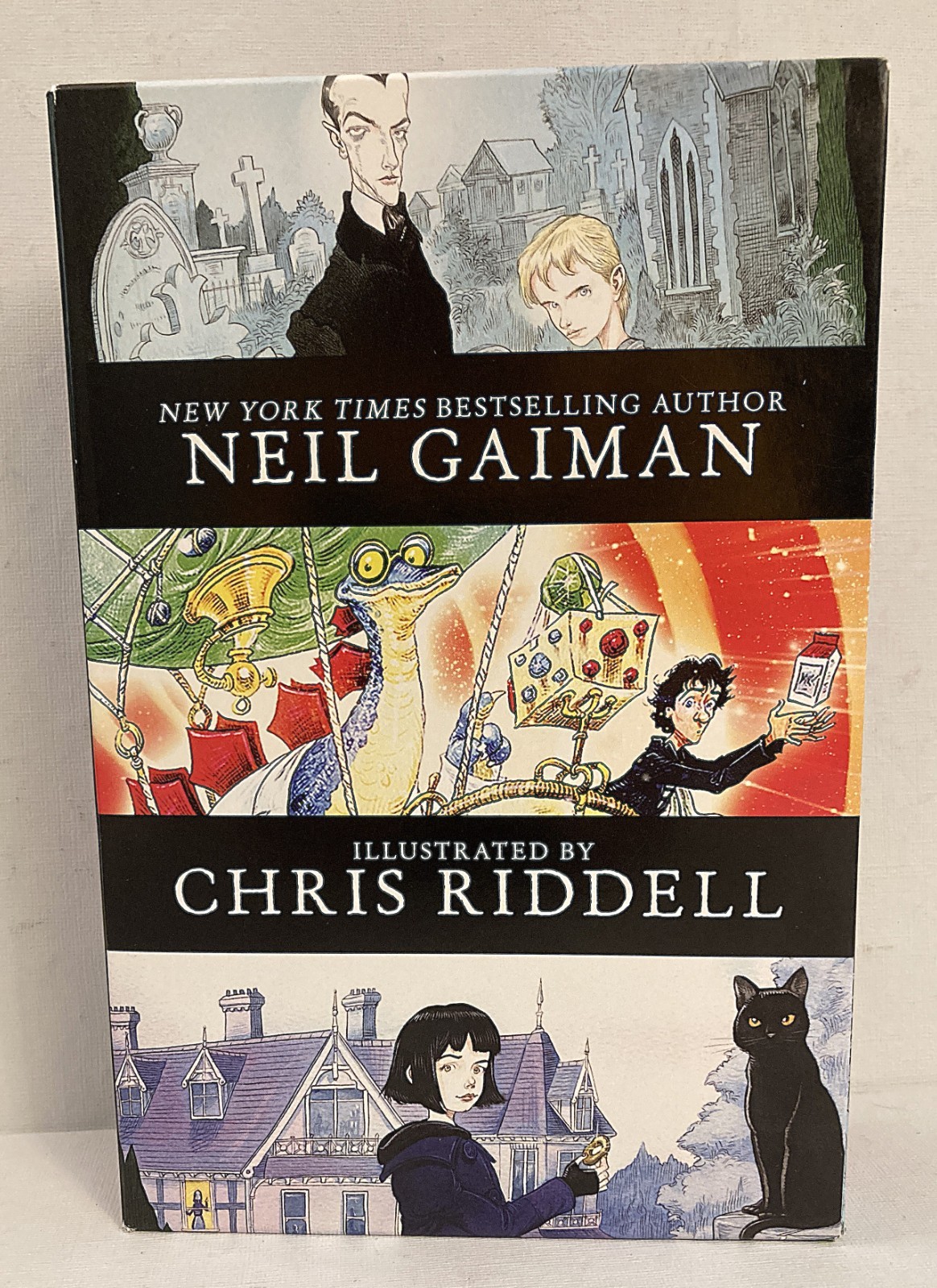 Neil Gaiman/Chris Riddell 3-Book Box Set Coraline/The Graveyard Book Like NEW
