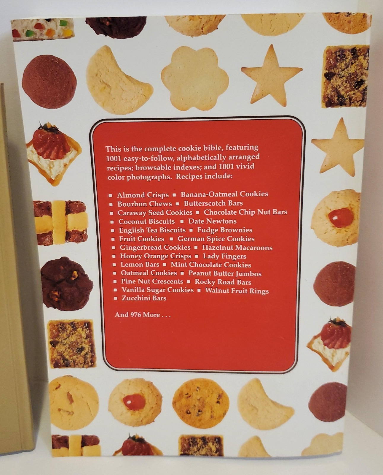 Vtg 1001 Cookie Recipes by Gregg R Gillespie and Food Writer’s Favorites Cookies