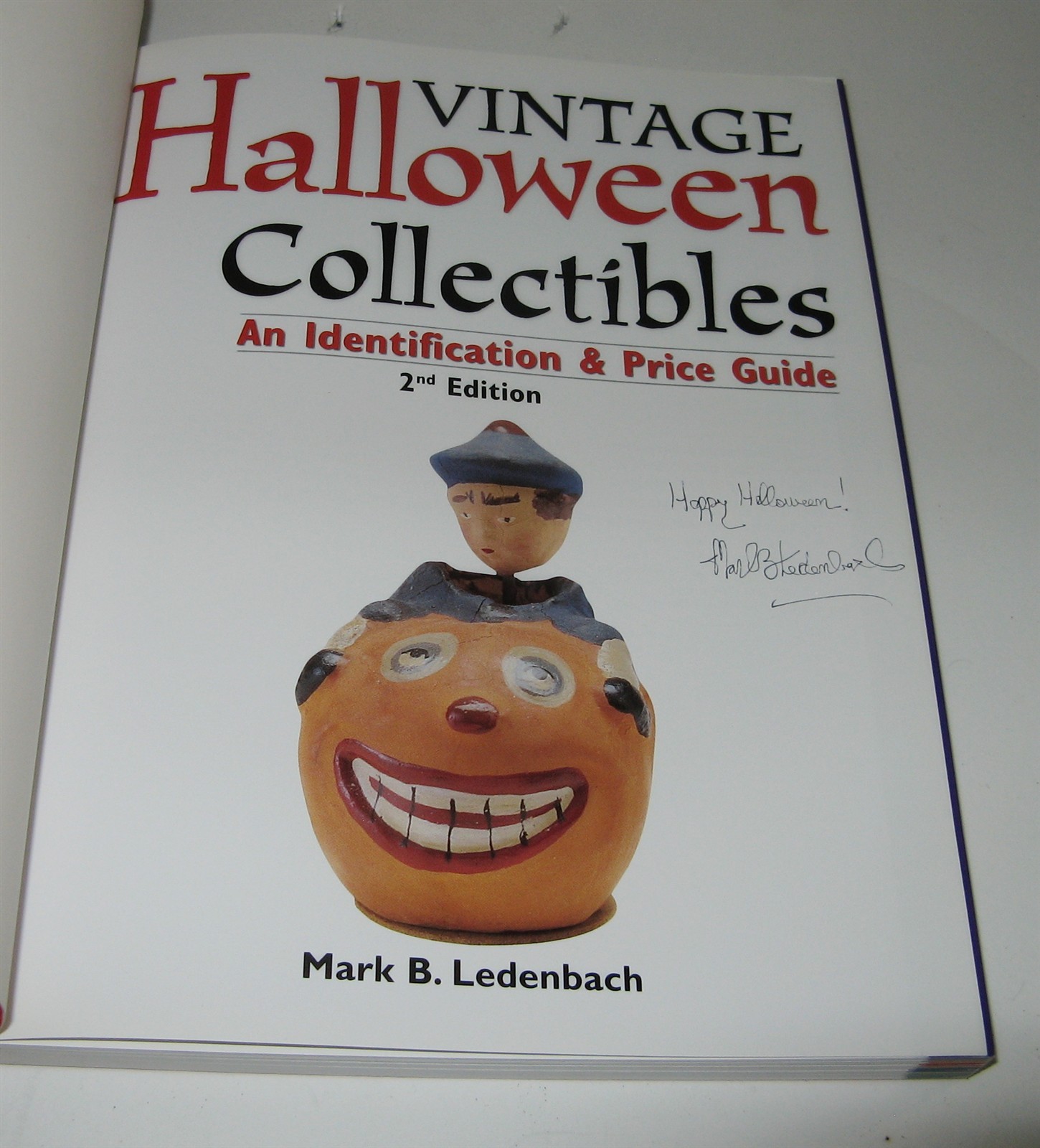 Vintage Halloween Collectibles Ident./Price Guide M. Ledenbach 2nd Signed w/DVD