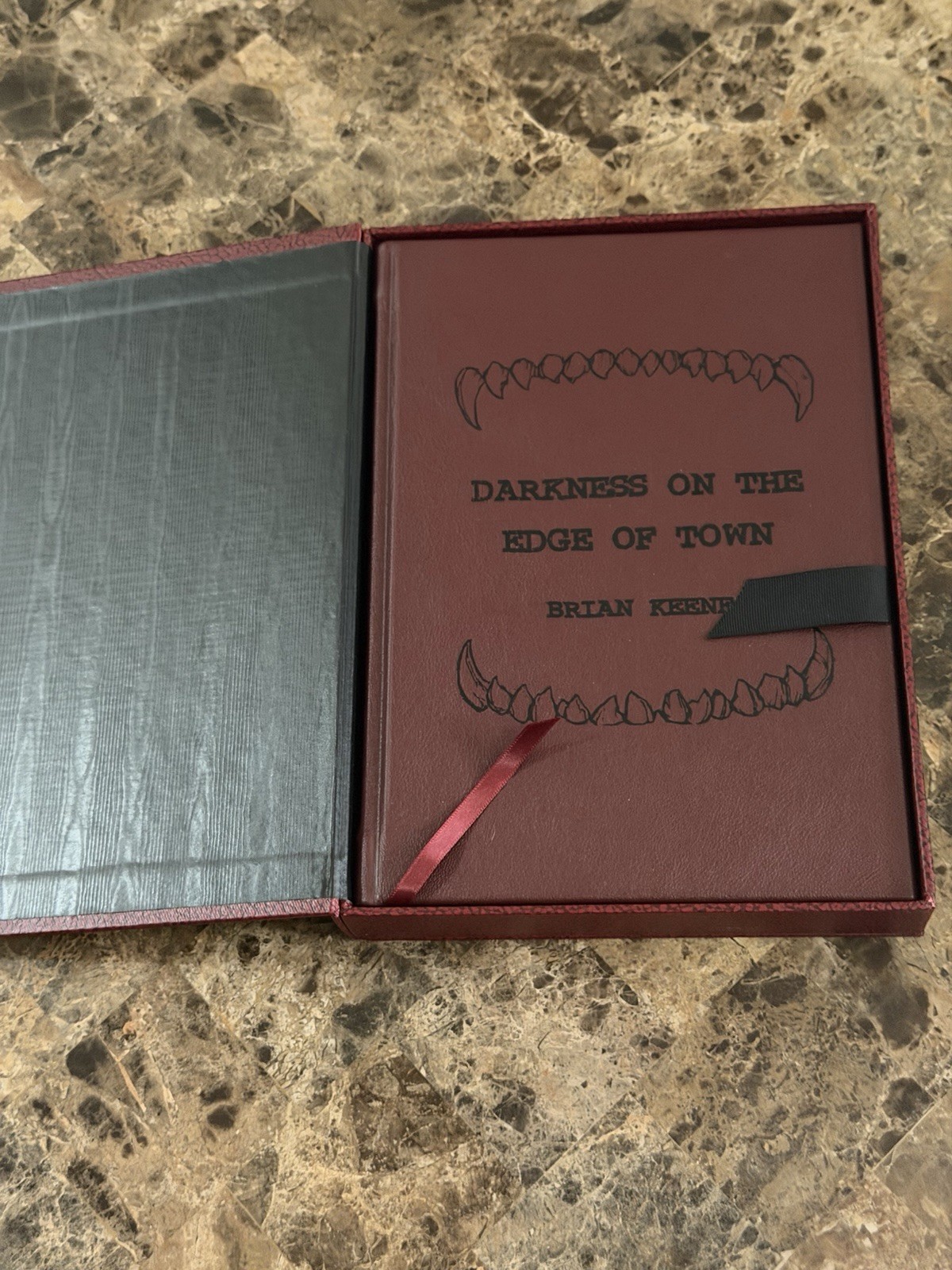 Brian Keene Darkness On The Edge Of Town Signed Number Clamshell Illustrated