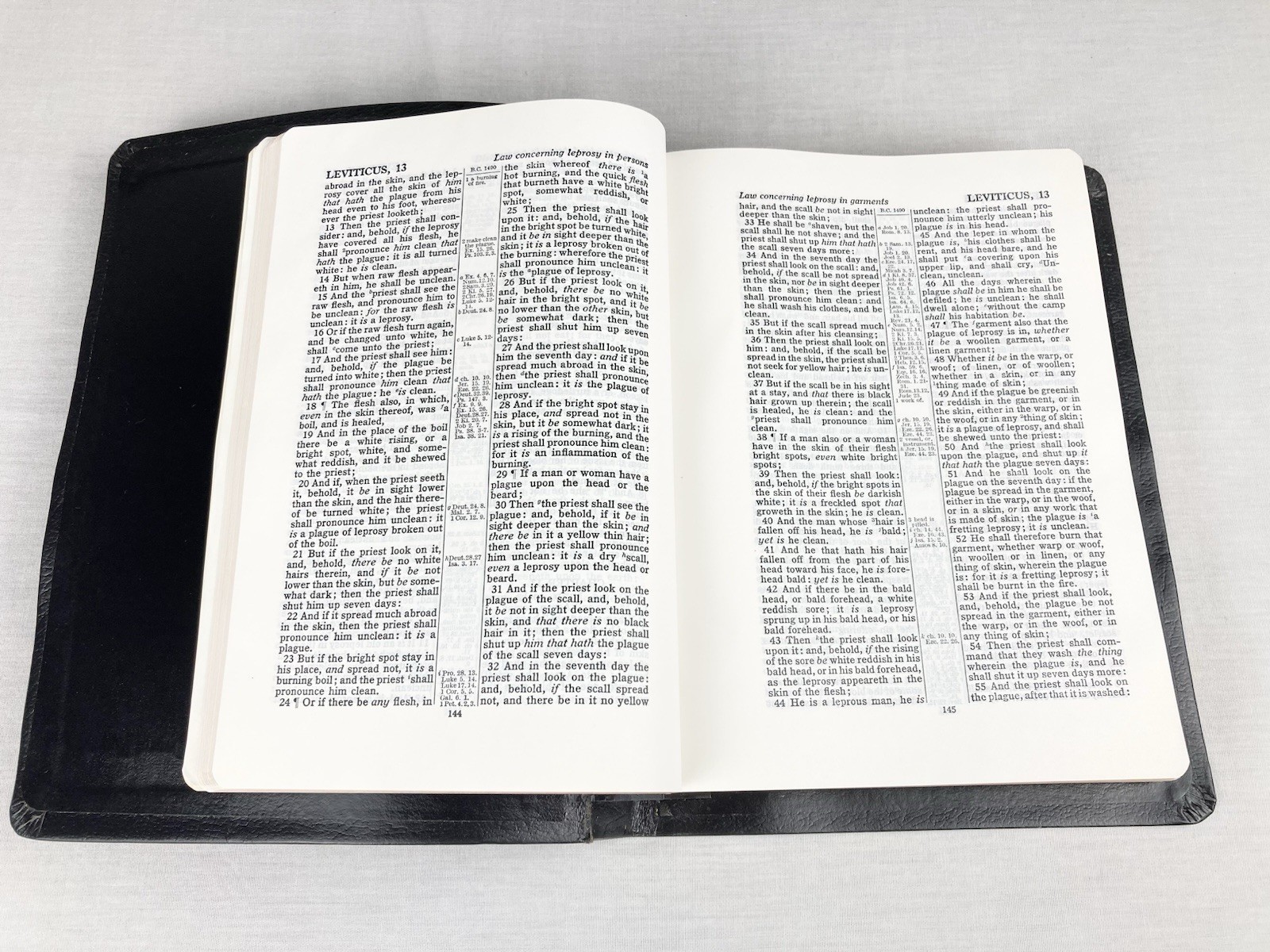 WORLD PUBLISHERS LOOSE LEAF KJV HOLY BIBLE CENTER COLUMN BONDED LEATHER RARE HTF