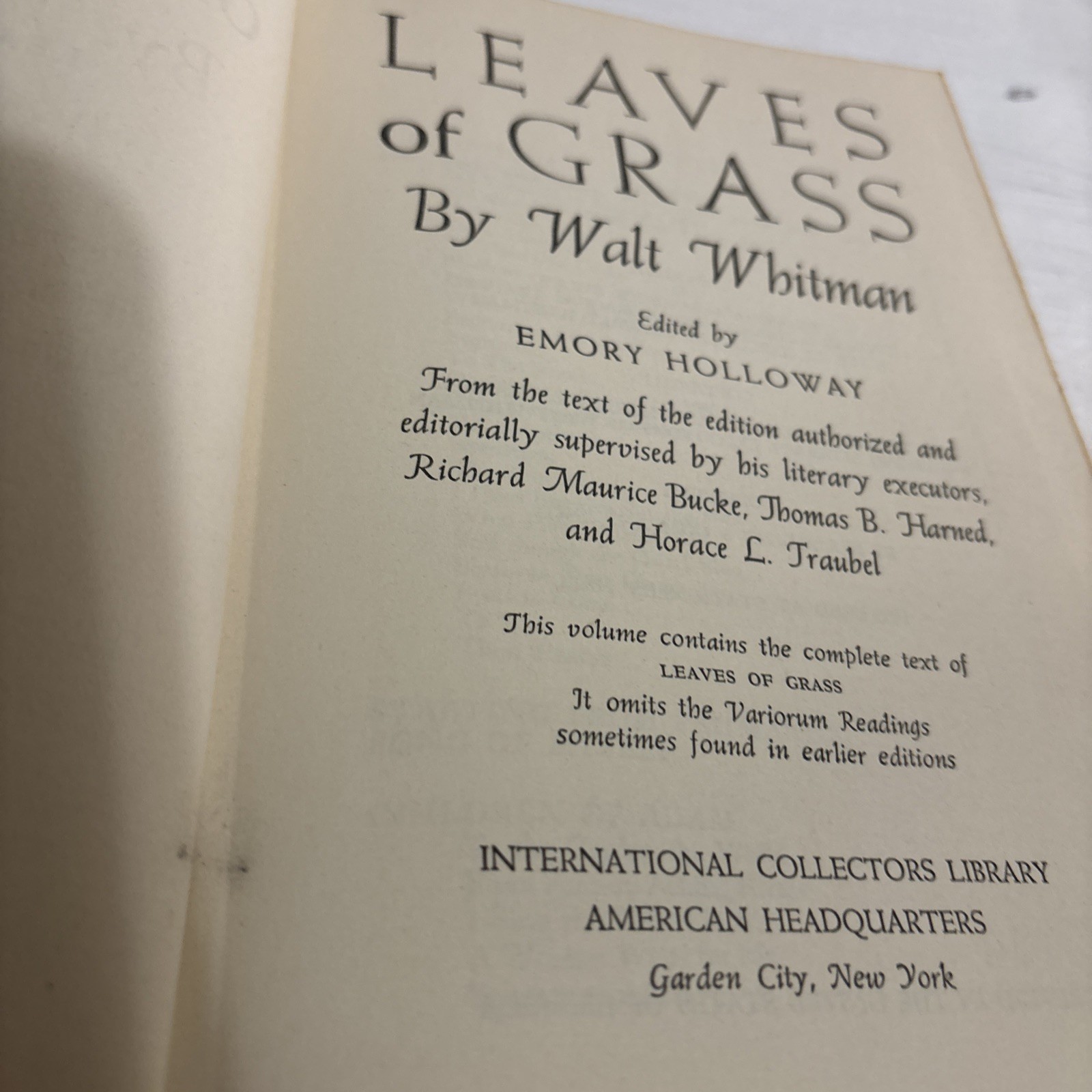 Leaves of Grass by Walt Whitman 1926 HC International Collectors Library