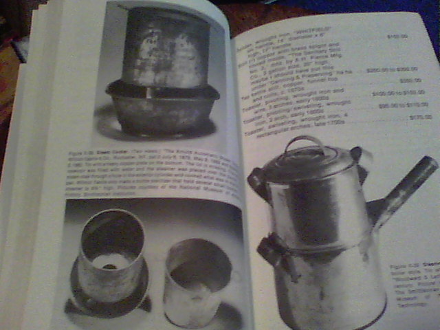 300 Years of Kitchen Collectibles by Linda Campbell Franklin wb7