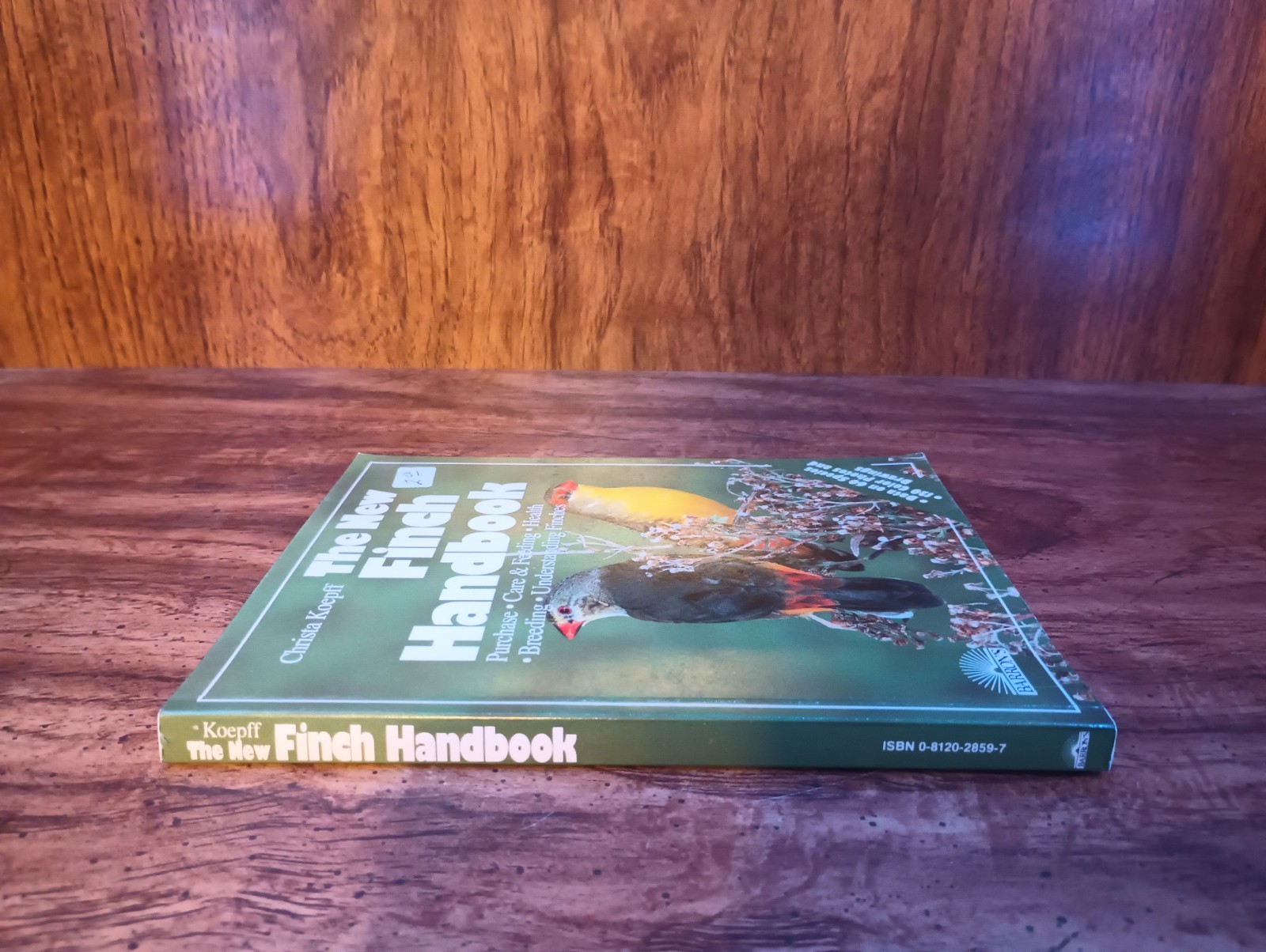 The New Finch Handbook PB 1984 Christa Koepff BES Publishing Birds Care Behavior