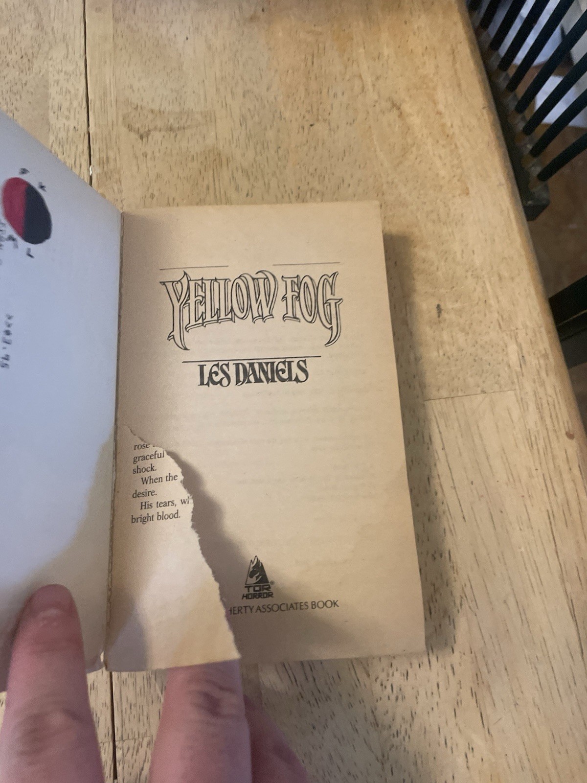 Yellow Fog By Les Daniels PB Tor Horror 1988