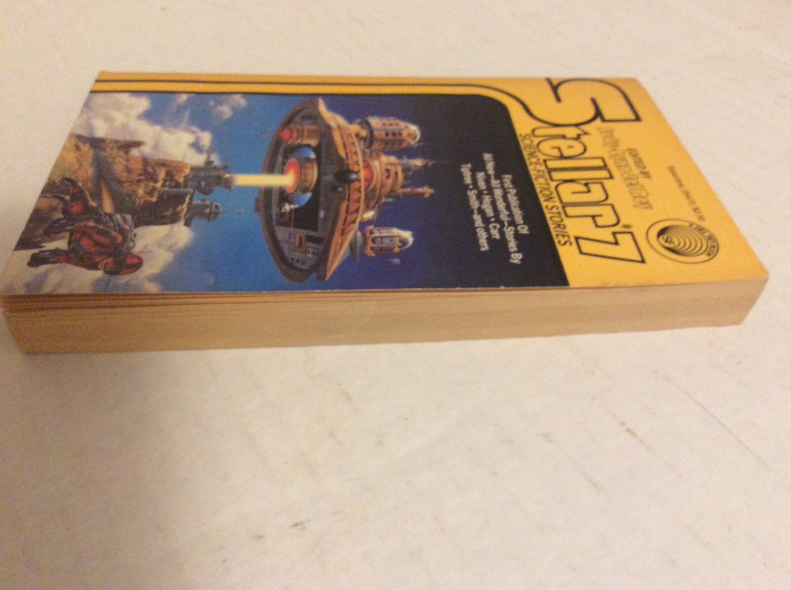 STELLAR #7: SCIENCE FICTION STORIES By Terry Carr And Leanne Frahm **Excellent**