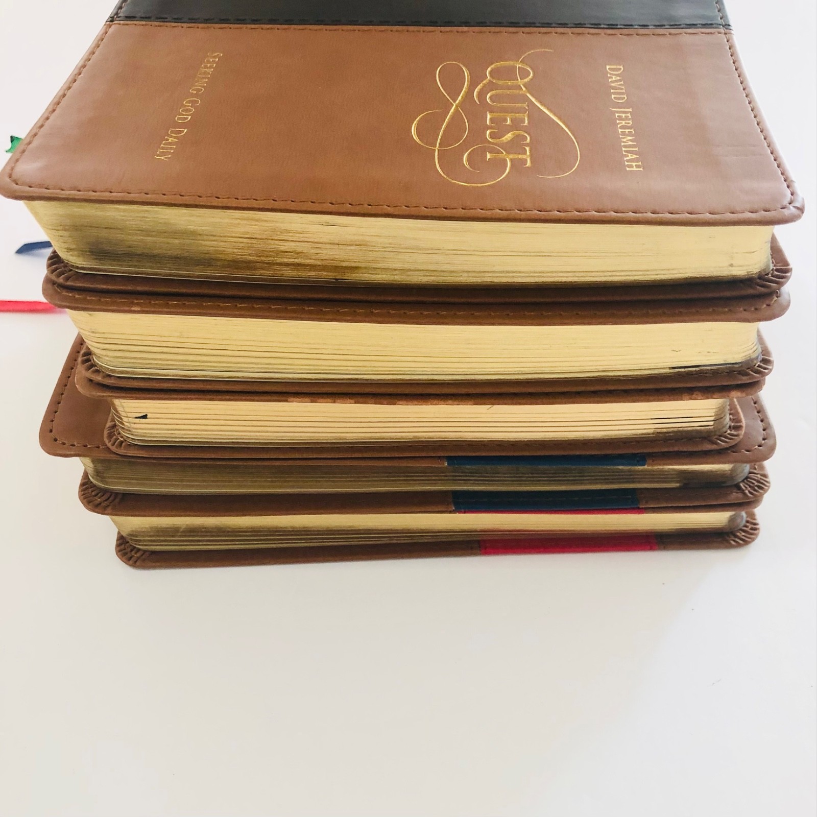 5 David Jeremiah faux Leather Devotional Books 2012 – 2016 Quest, Destiny, Hope