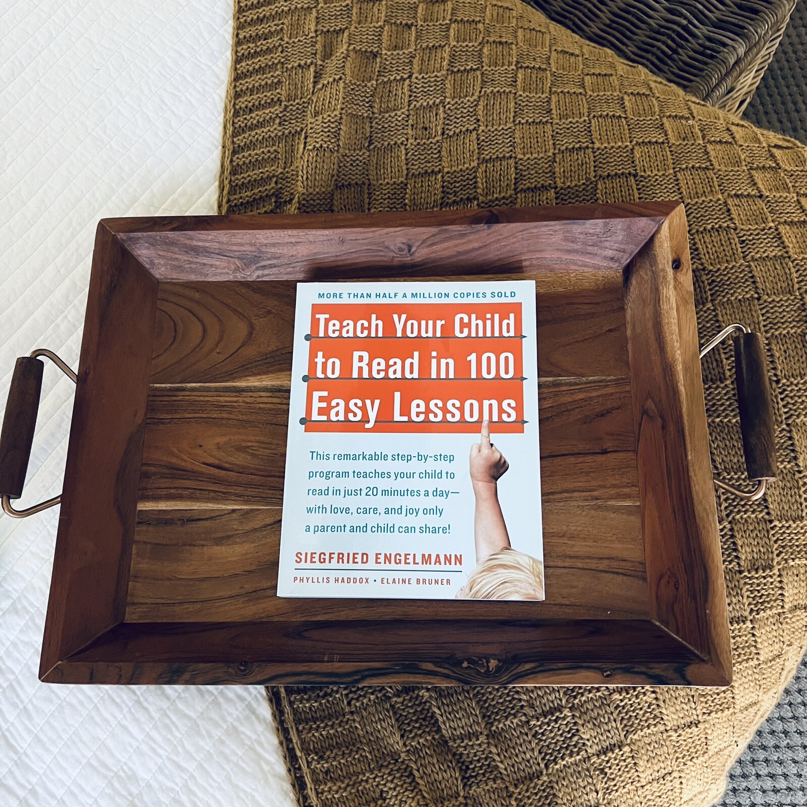 Teach Your Child to Read in 100 Easy Lessons: Revised and Updated Second Edi…