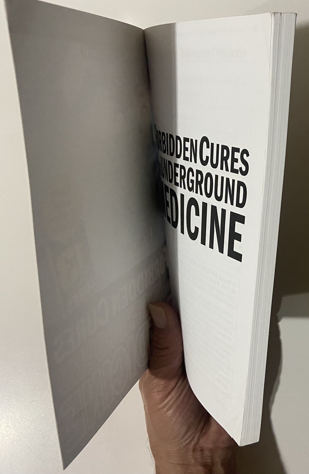 Forbidden Cures and Underground Medicine by Health Sciences Institute (2015)