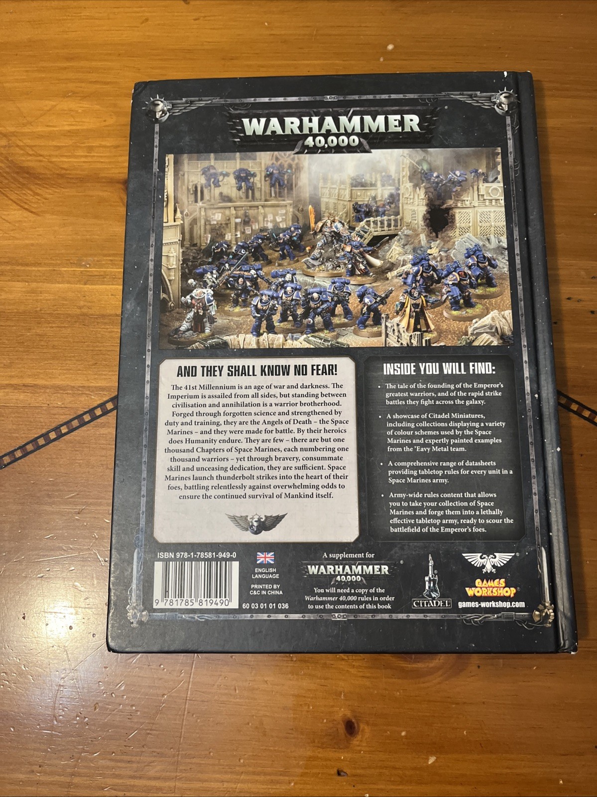 Warhammer 40k Codex Adeptus Astartes Space Marines – Hardcover – VERY GOOD 2017