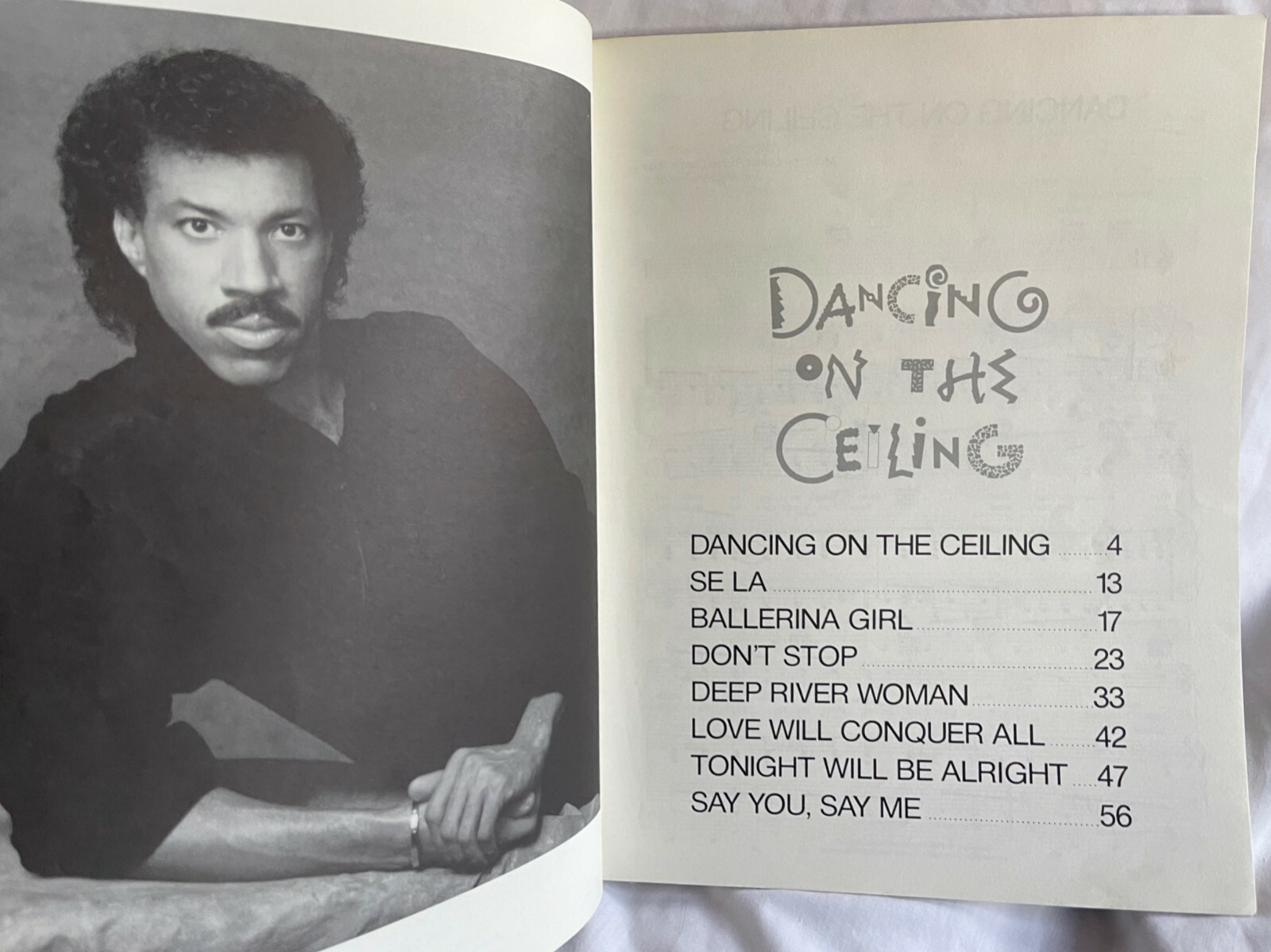 LIONEL RICHIE, DANCING ON THE CEILING SHEET MUSIC 8 SONGS, 61 PAGES, PHOTOS