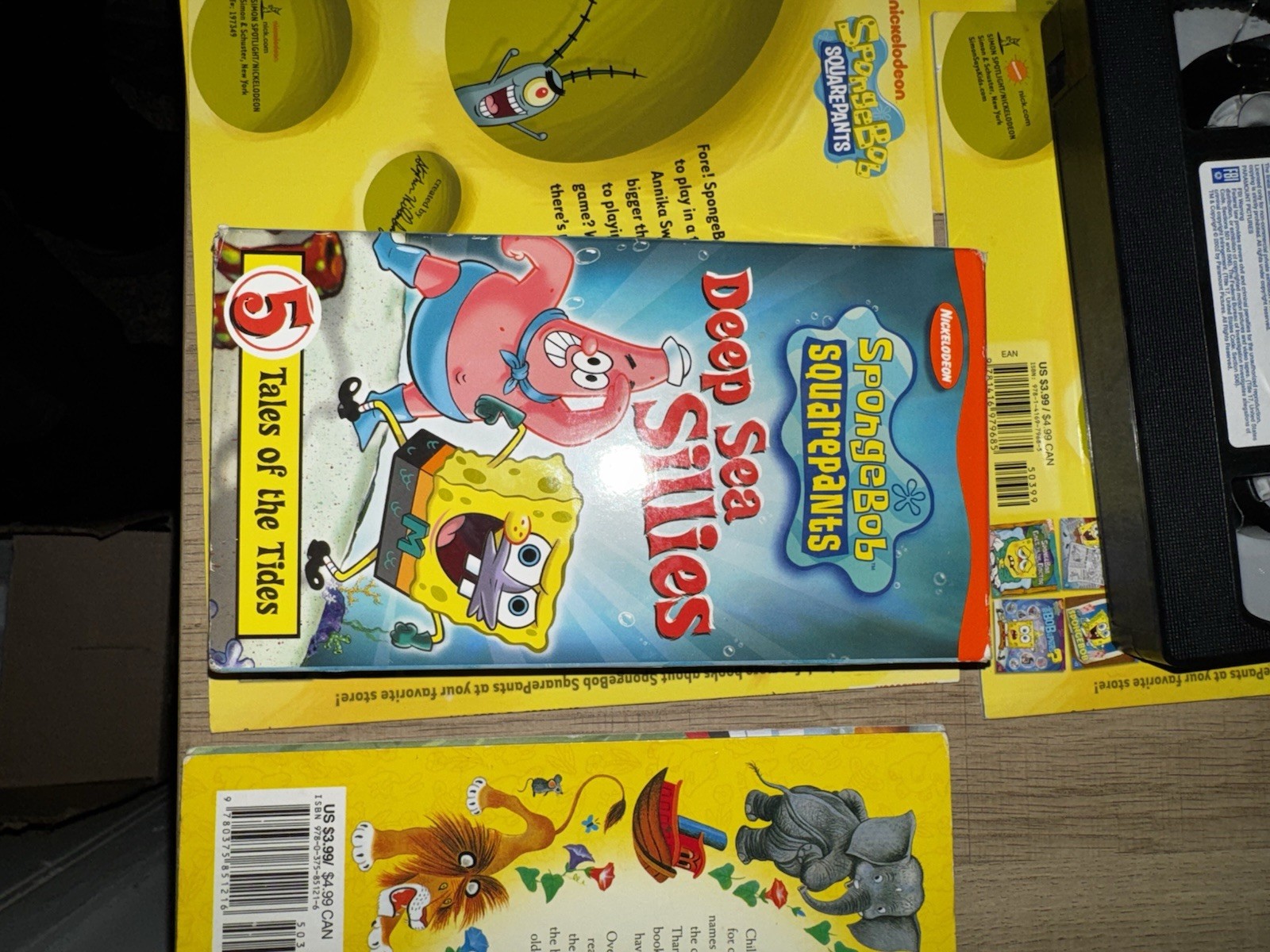 SpongeBob SquarePants Childrens Books Lot VHS Tape