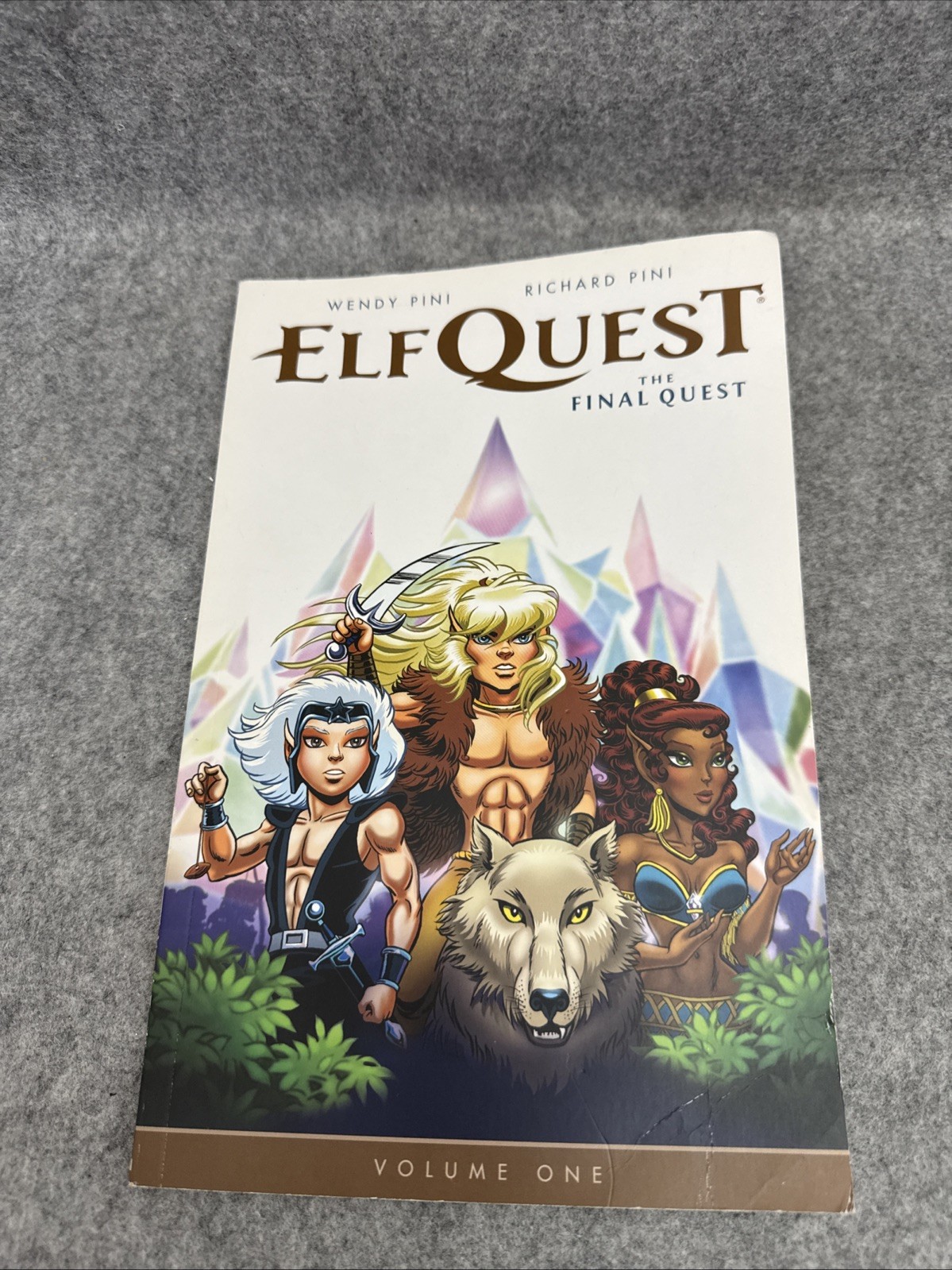 Elfquest: the Final Quest #1 (Dark Horse Comics April 2015)