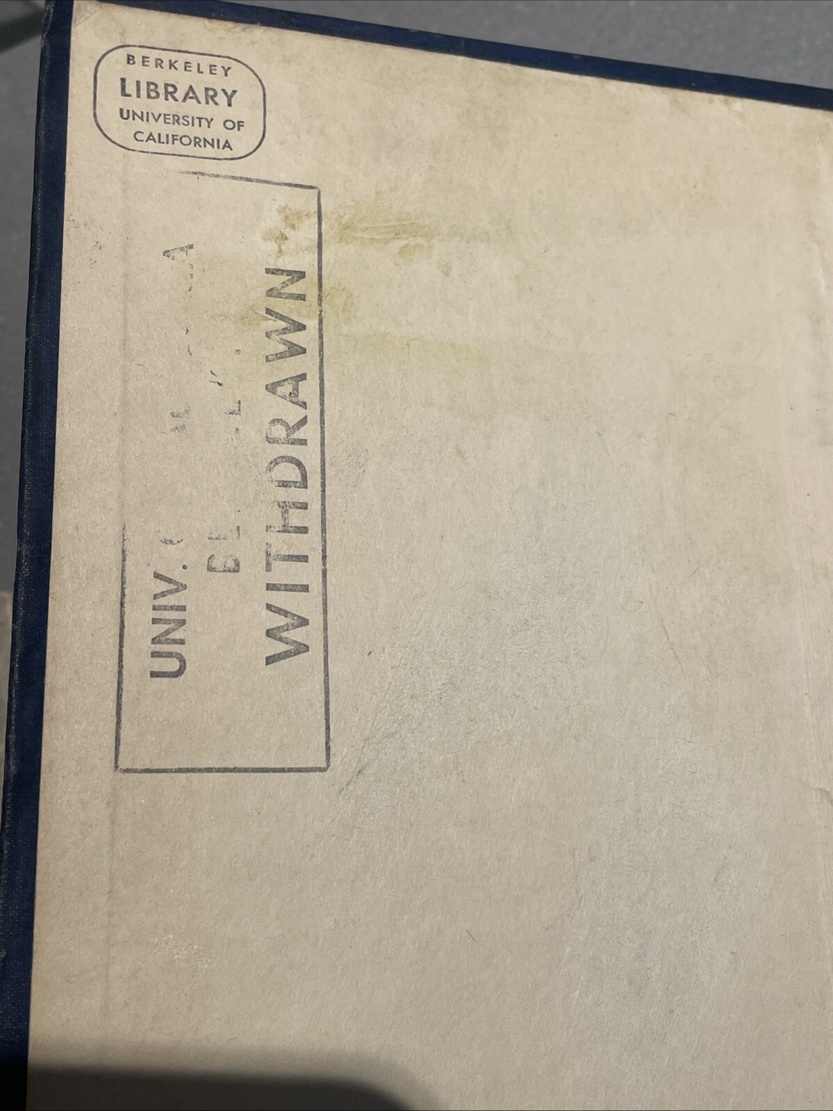 SHAKESPEARE AND CHAPMAN: A THESIS OF CHAPMAN’S By J. M. Robertson Scare 1917 HB