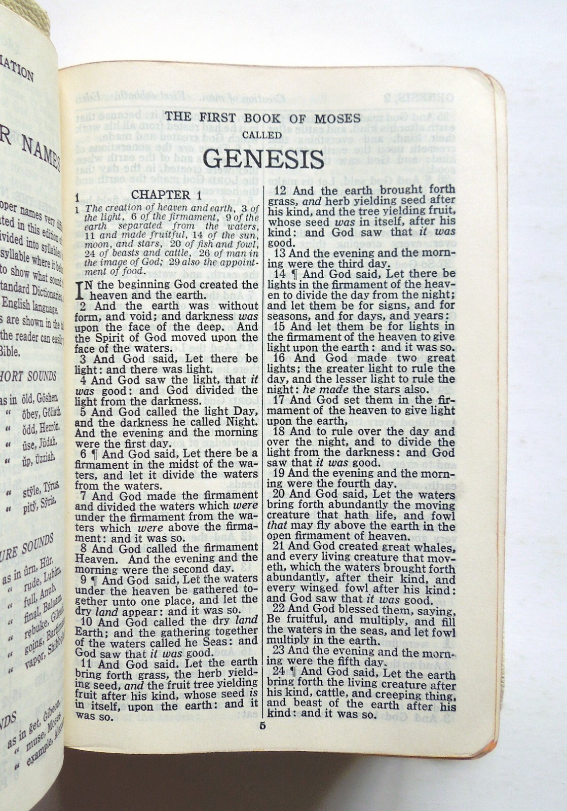 Holy Bible (King James Version) – vintage sc, The National Bible Press