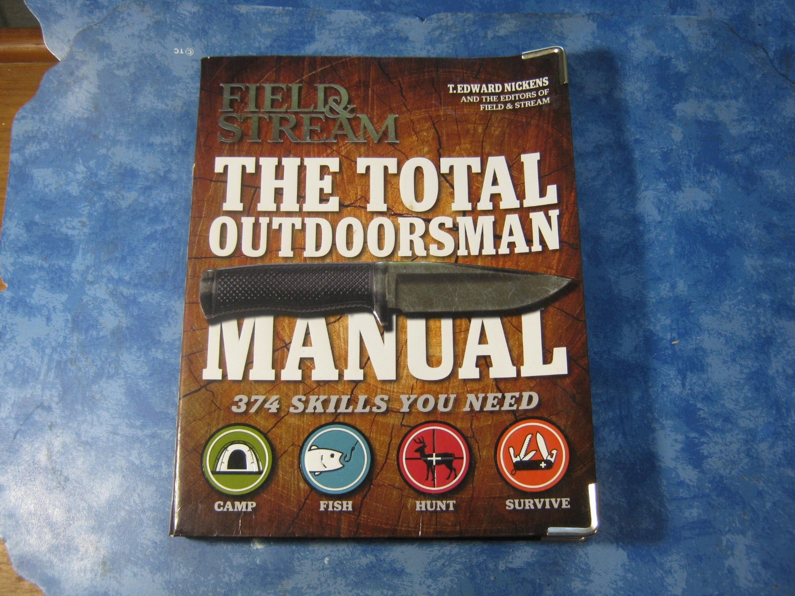 THE TOTAL OUTDOORSMAN SURVIVAL MANUAL SC 2014 374 Skills You Need VGC