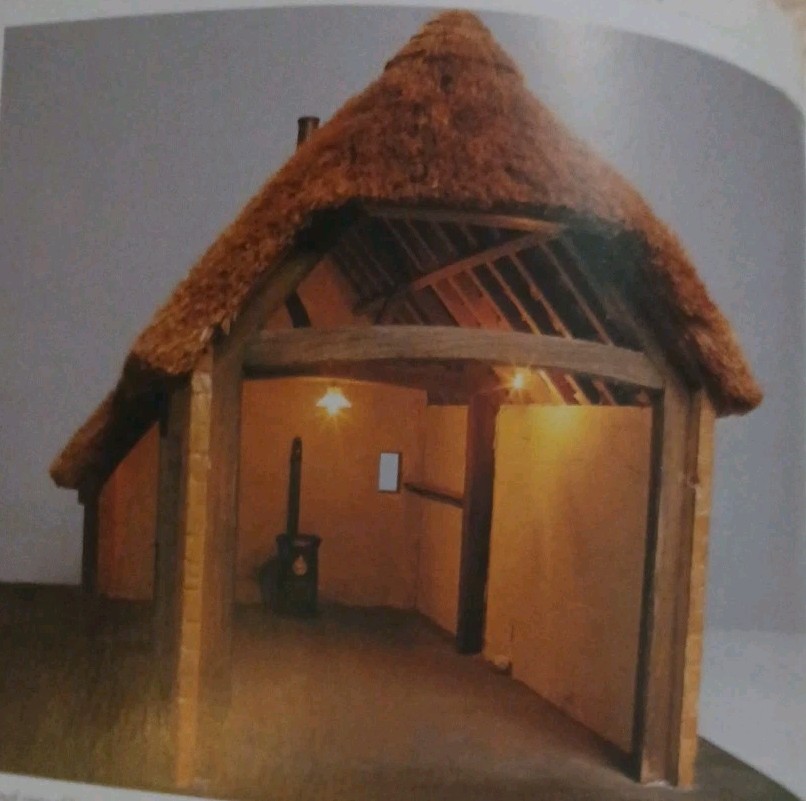 Making Character Dolls’ Houses in 1/12 Scale By Brian Nickolls.