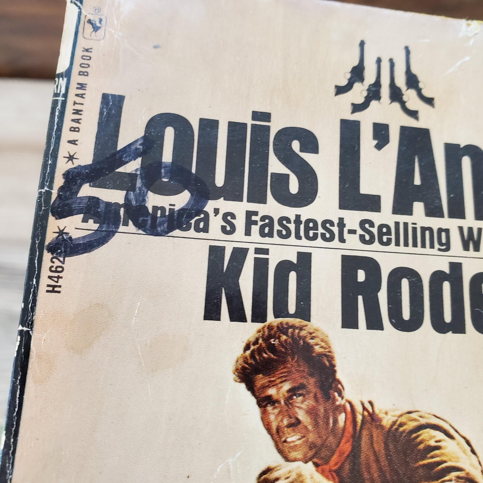 Lot of 8 Louis L’ Amour Books Kilrone Killoe Kid Rodelo Dark Canyon