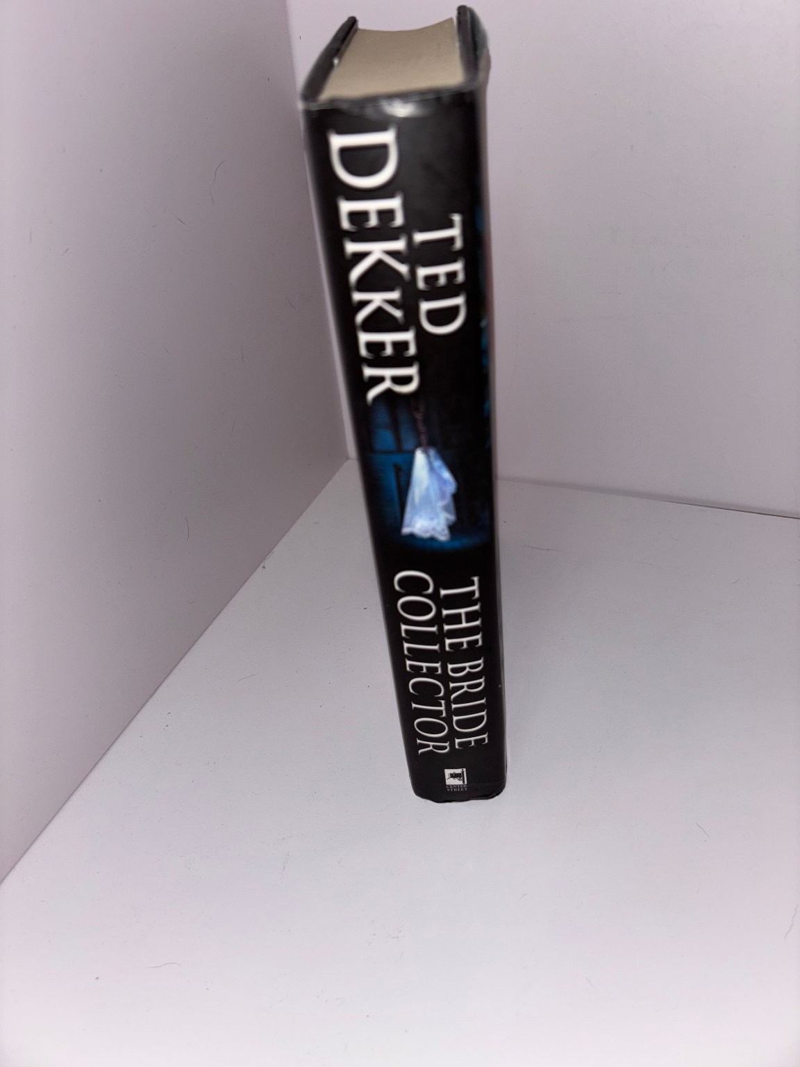 The Bride Collector Ted Dekker 2010 First Edition Thriller Center Street
