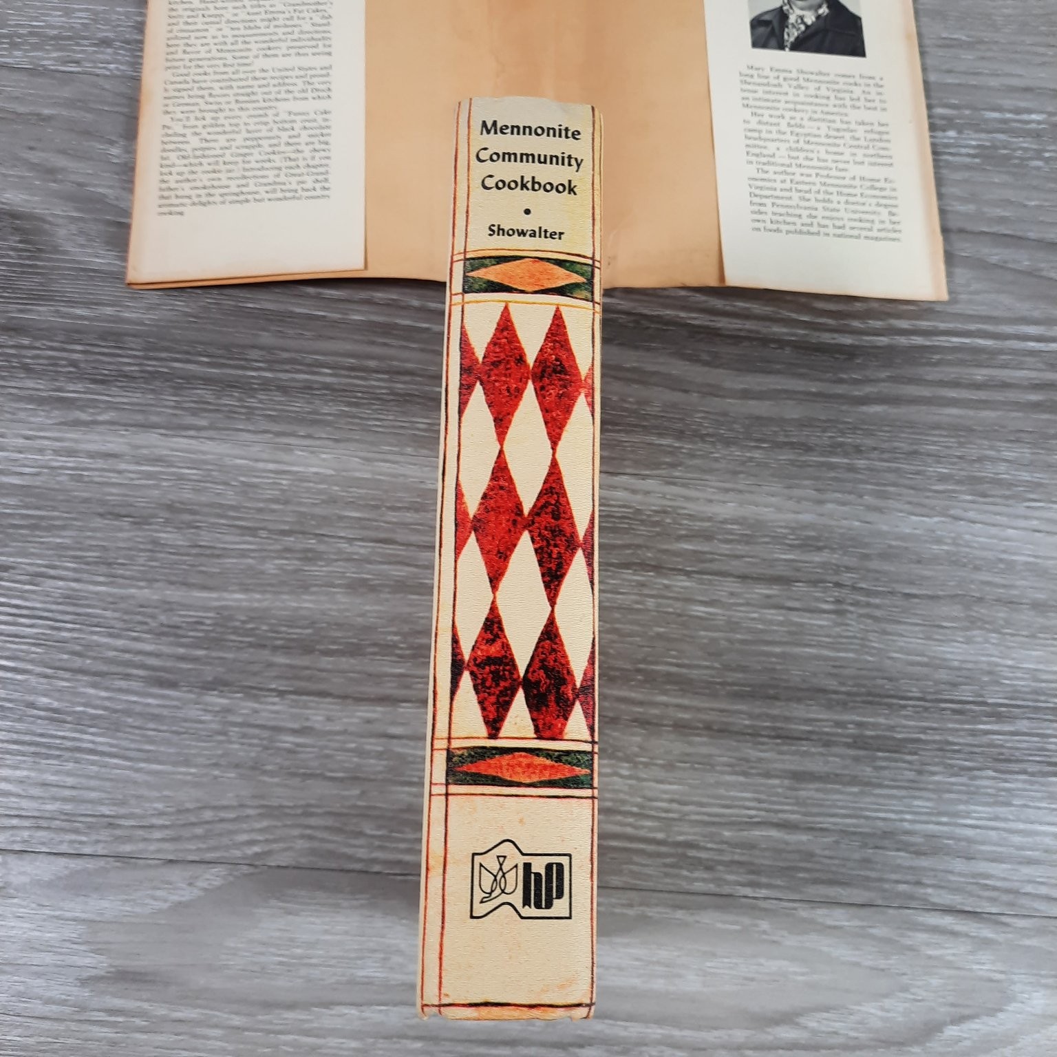 Mennonite Community Cookbook Showalter 1974 18th Printing Herald Press Recipes