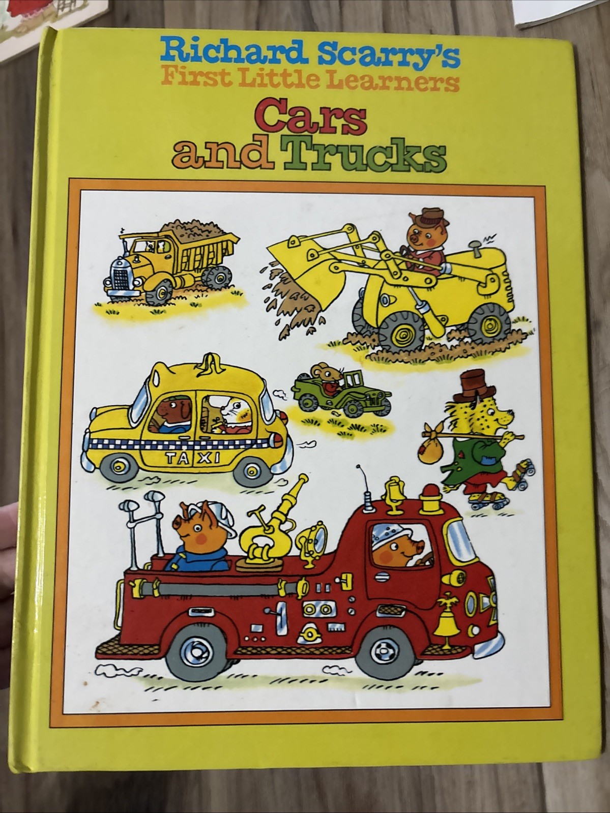 Richard Scarry lot 11 Books Mixed Lot Bedtime Stories And More
