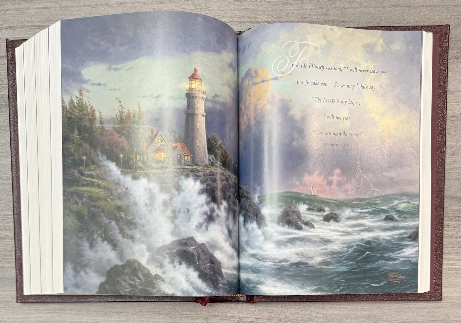 Thomas Kinkade Family Bible NKJV Lighting the Way Home PADDED Bonded Leather Ed.