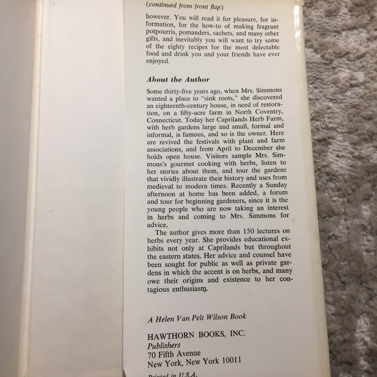 Herb Gardening In Five Seasons Adelma Grenier Simmons 1964 Hawthorn Books Garden