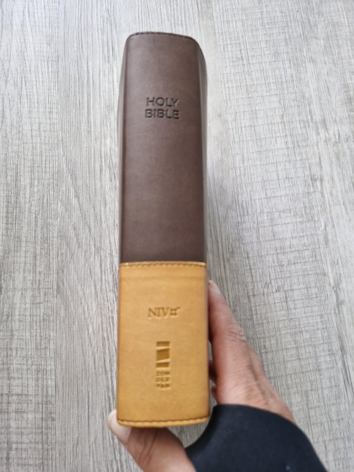 Zondervan NIV Personal Size Large Print Bible Chocolate Amber Leathersoft Cover