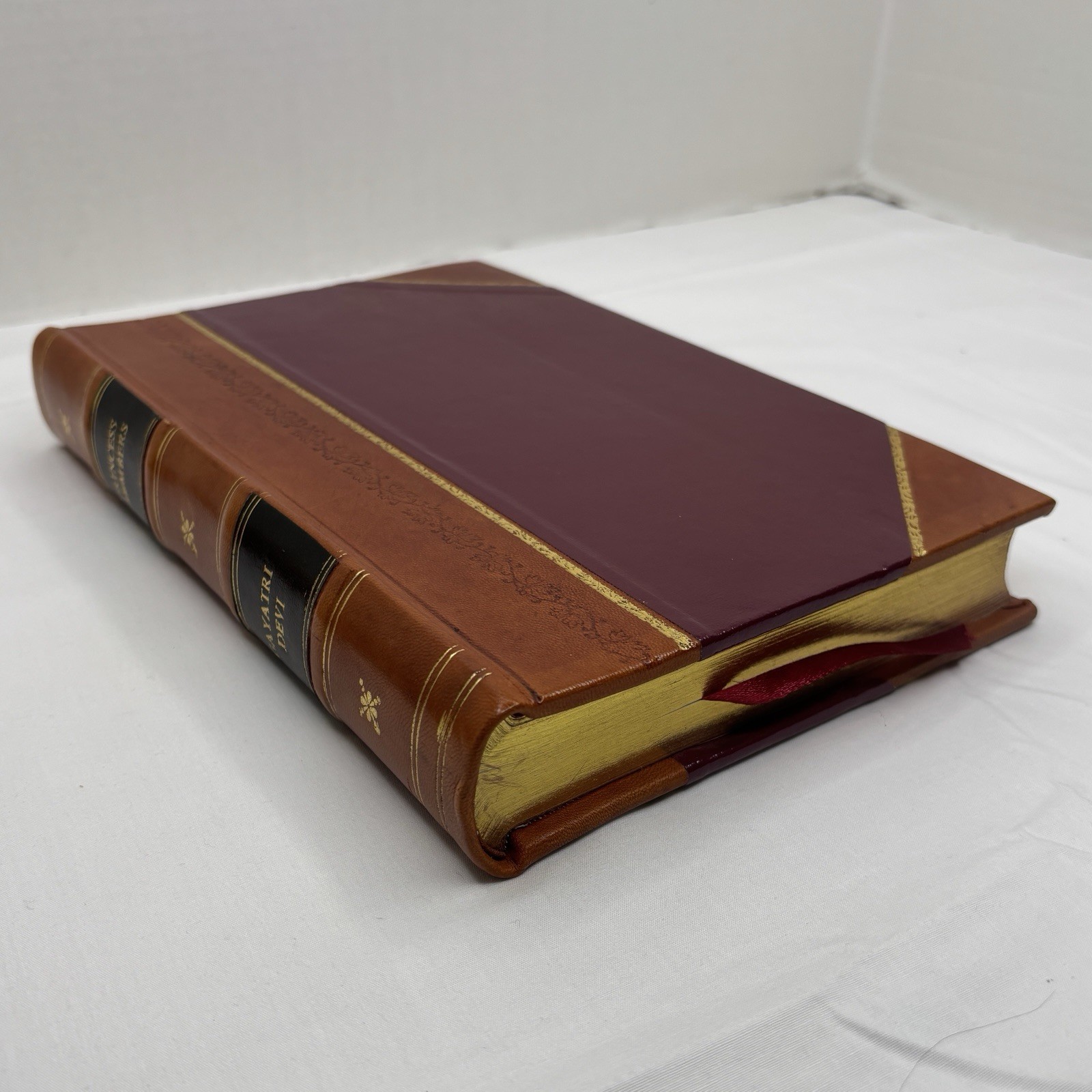 A Princess Remembers: the Memoirs of the Maharani of Jaipur, Devi, Leather Bound