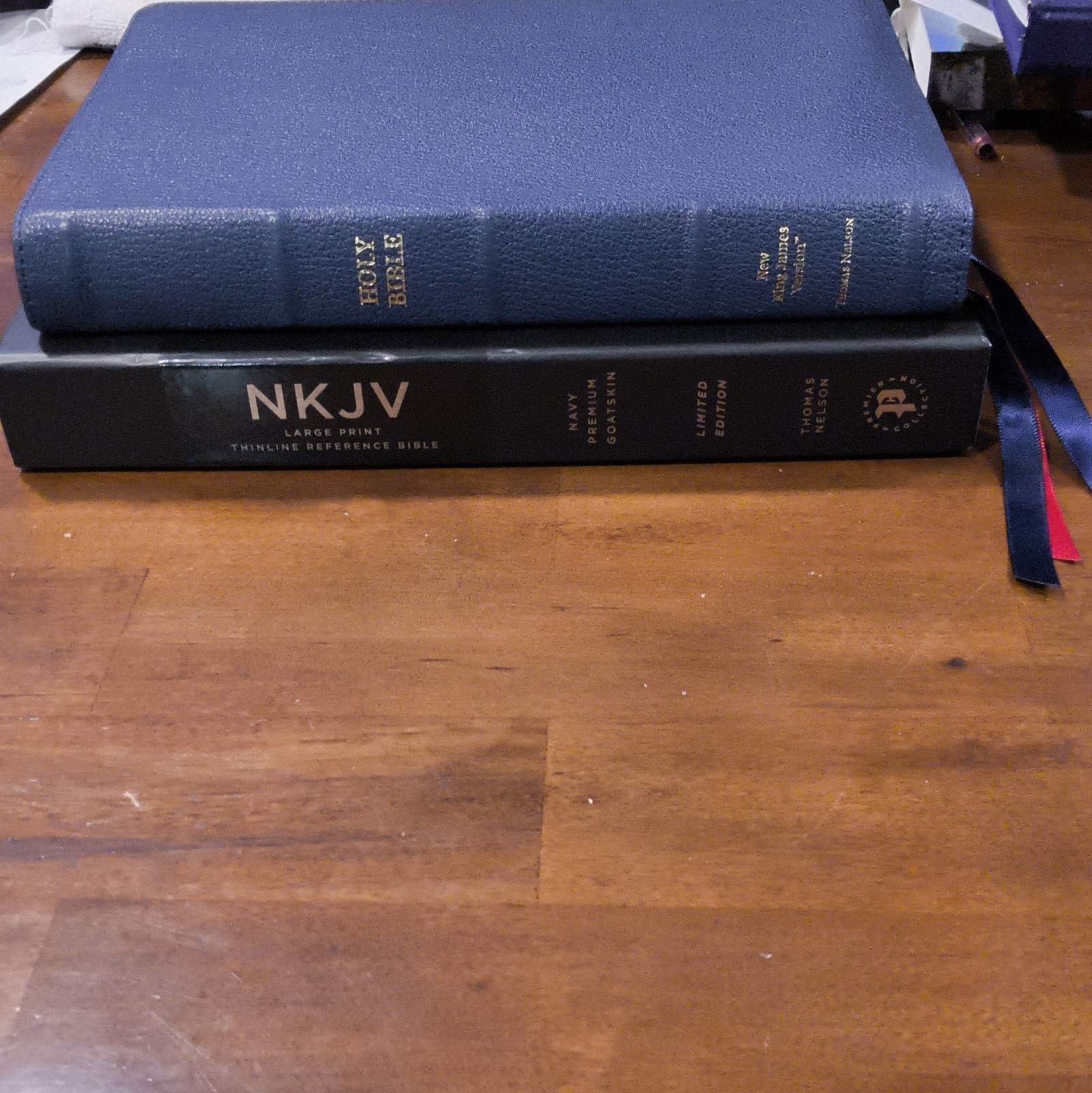 Thomas Nelson NKJV Large Print Thinline Reference Bible Premier Collection Ltd