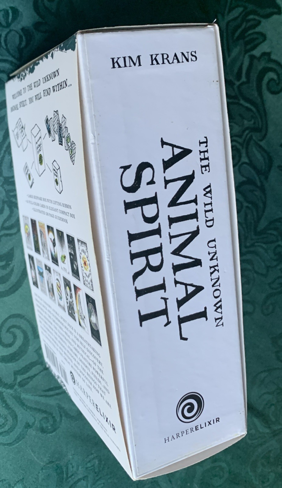 The Wild Unknown Animal Spirit Deck and Guidebook (Official Keepsake Box Set…