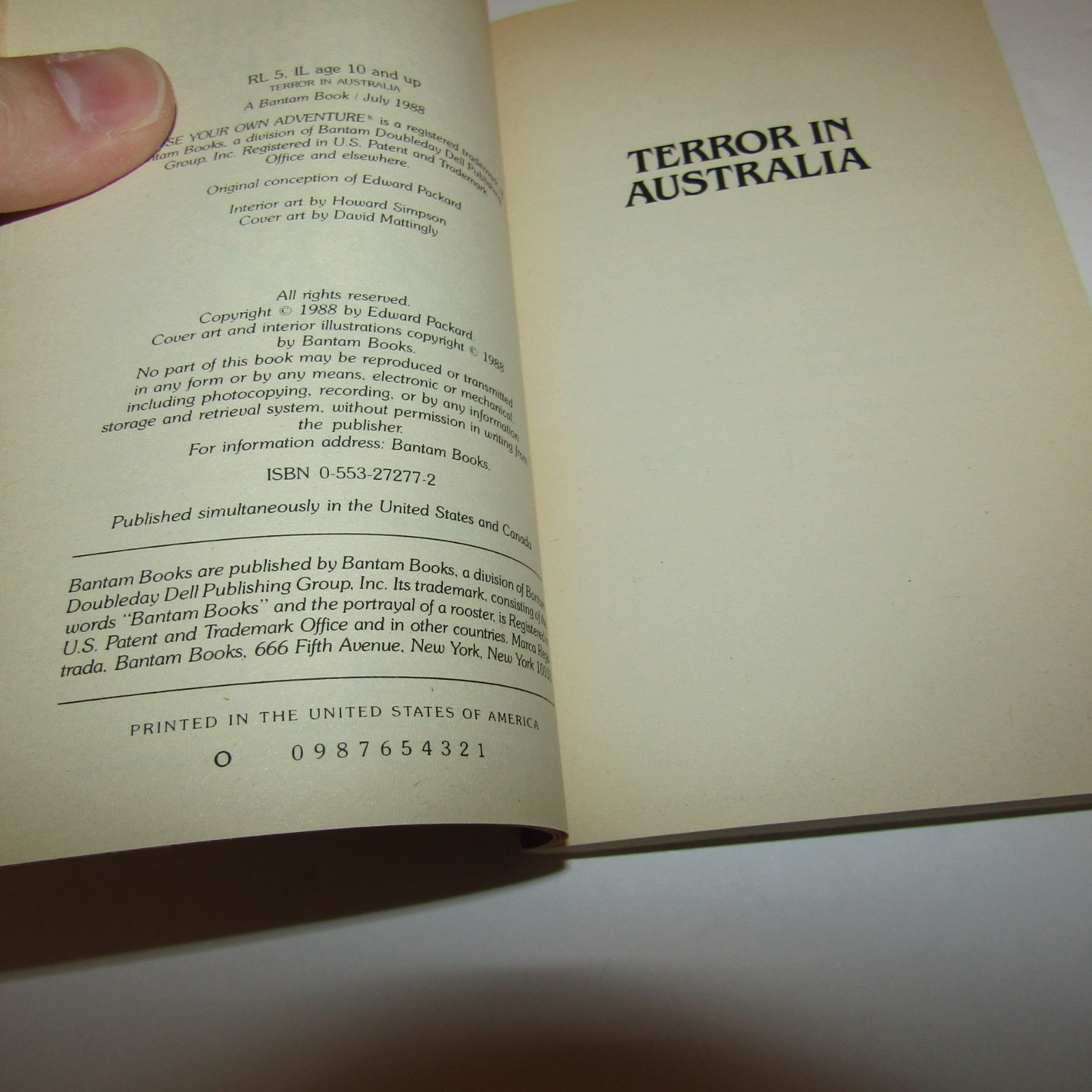Choose Your Own Adventure #81 Terror in Australia Paperback Shannon Gilligan VTG