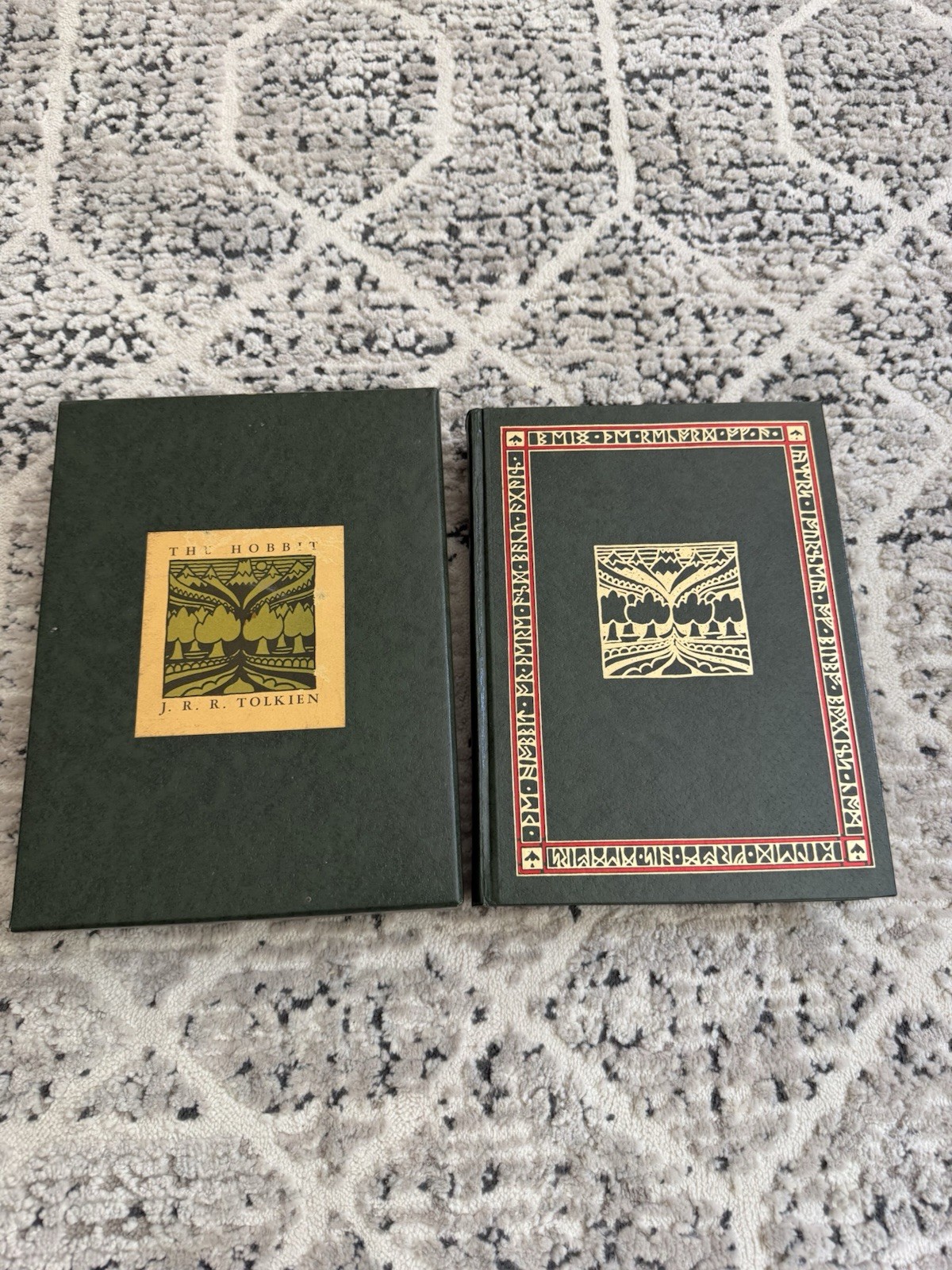 The Hobbit Hardcover Illustrated w/ Slipcase (1966) J.R.R. Tolkien