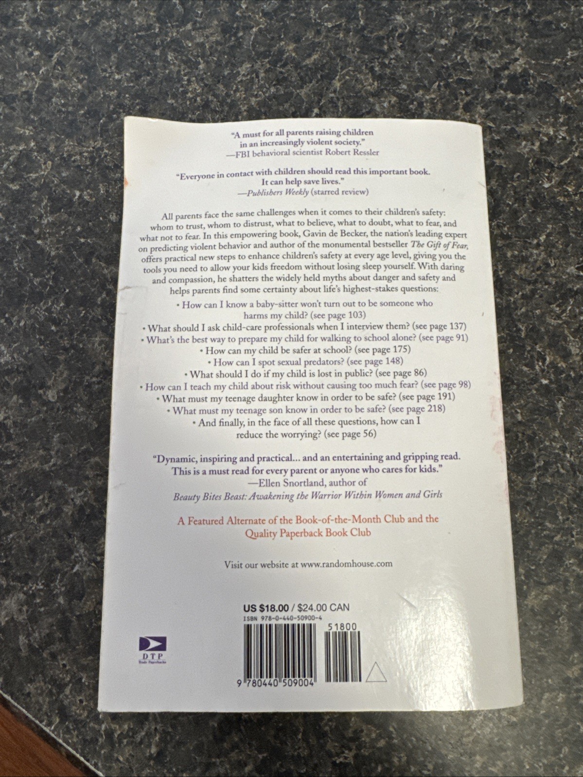 Protecting the Gift Gavin de Becker Paperback Parenting Safety Book Good Cond