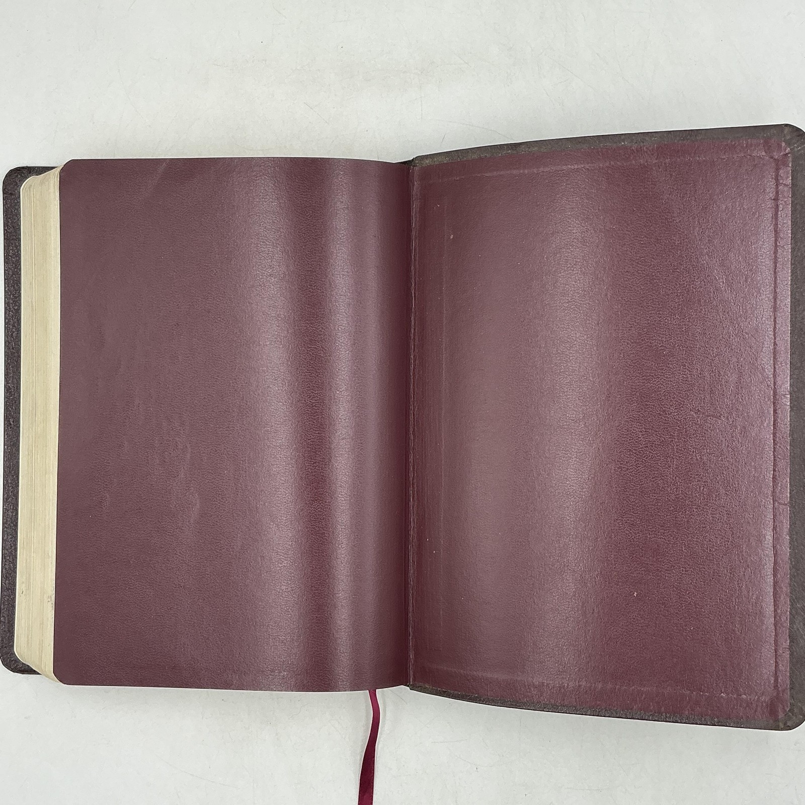 The Inspirational Bible Max Lucado Word Publishing 1995 Leather leather Maroon